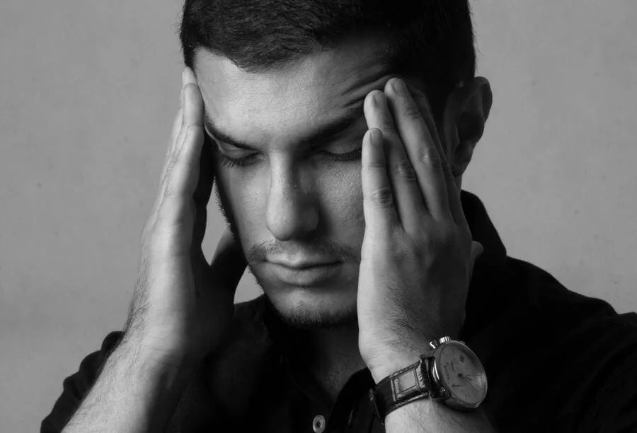 Comment l’hypnose aide à gérer le stress et l’anxiété 1 Gaëlle Garofalo - Hypnose Zen - Hypnose thérapeutique à domicile | Paris 18e